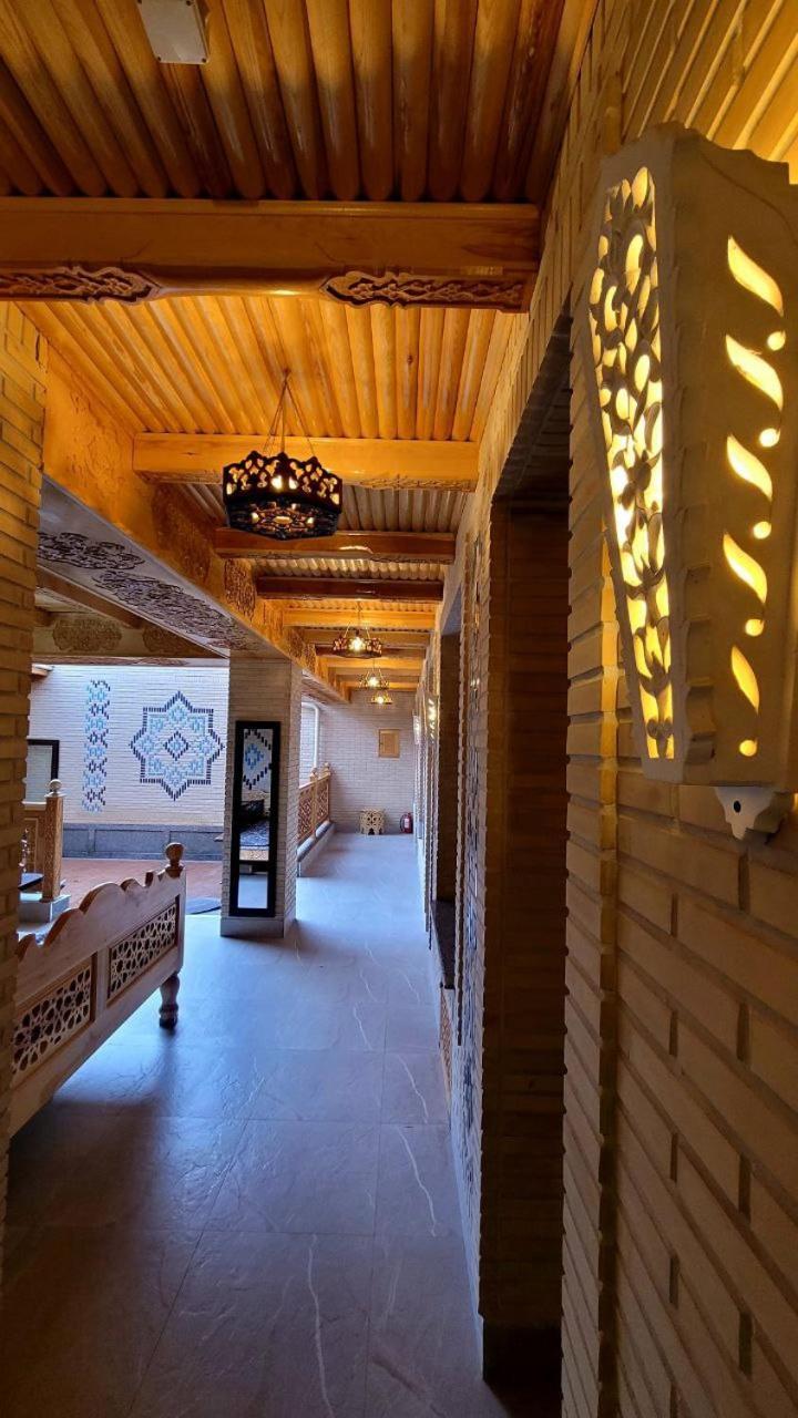 Hanifa Boutique Samarkand Luaran gambar