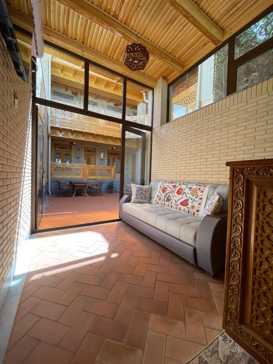 Hanifa Boutique Samarkand Luaran gambar
