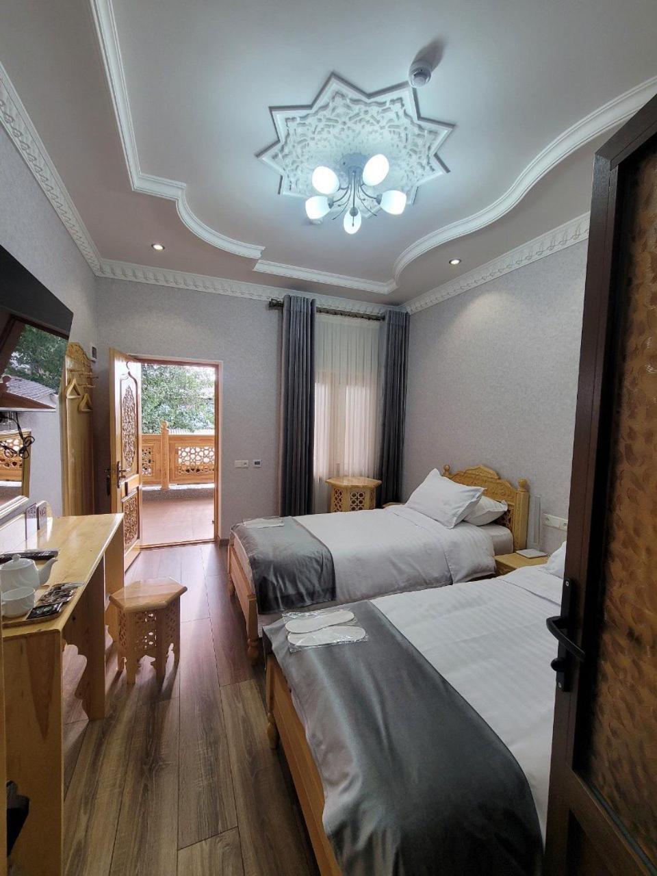 Hanifa Boutique Samarkand Luaran gambar