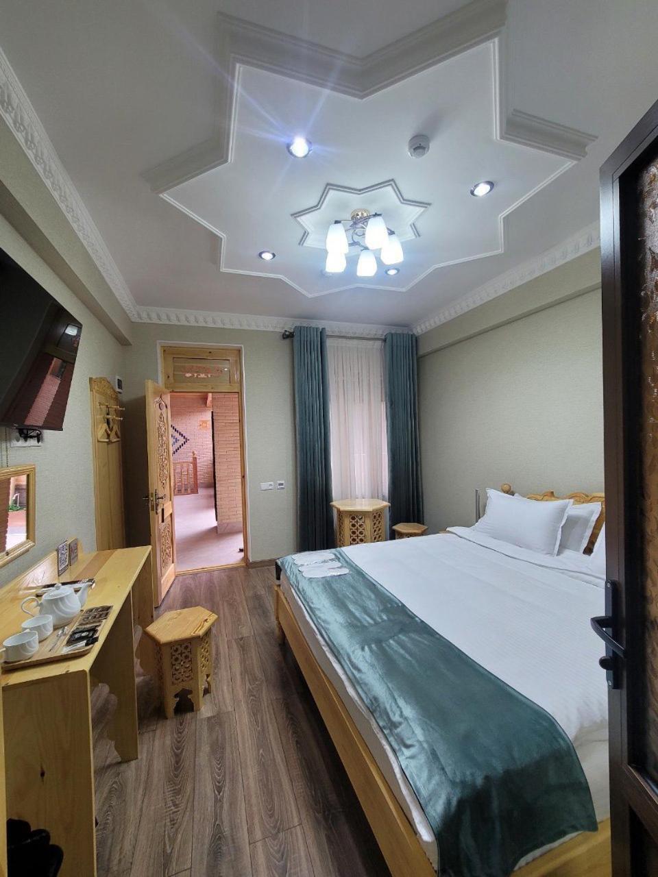 Hanifa Boutique Samarkand Luaran gambar