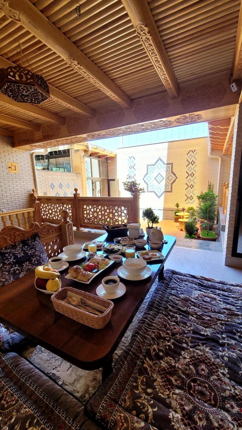 Hanifa Boutique Samarkand Luaran gambar